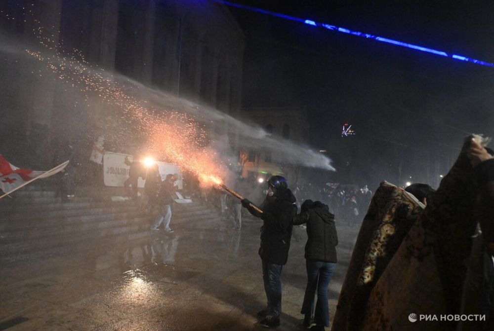 В Тбилиси проходит очередная акция протеста