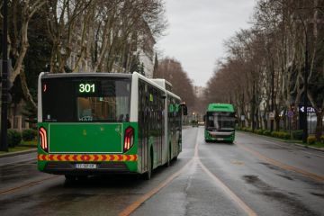 Голоса в автобусах – мэрия Тбилиси заявила о хакерской атаке