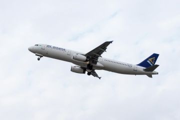 Самолет Air Astana совершил вынужденную посадку в Баку