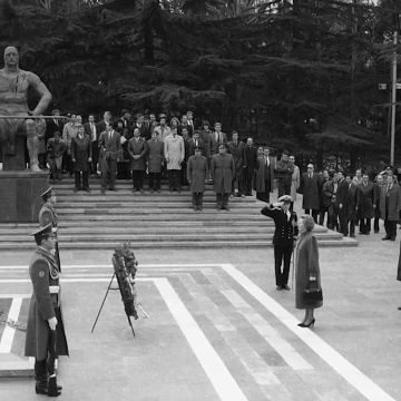 В начале апреля 1987 года в Тбилиси побывала “железная леди” – премьер-министр Великобритании Маргарет Тэтчер