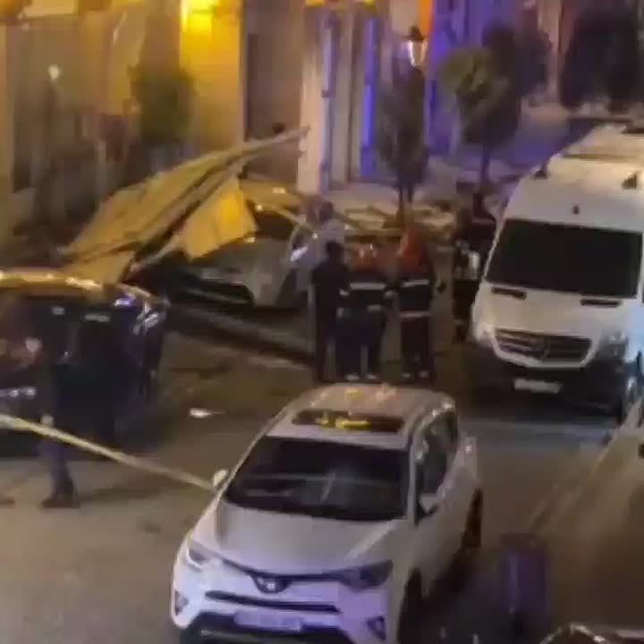 Ураганный ветер создал проблемы в черноморском Батуми