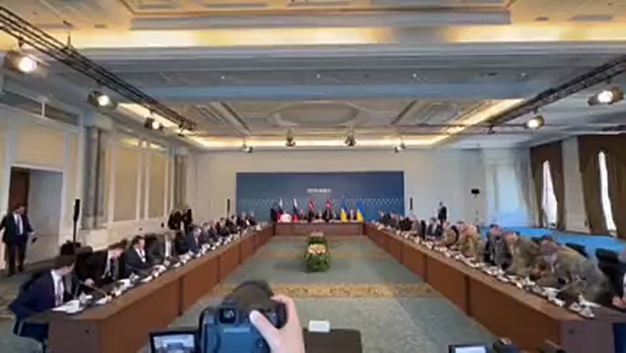 В Турции начался второй раунд переговоров России и Украины