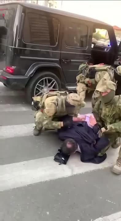 Смешанные чувства.. С одной стороны, хорошо, что так могут